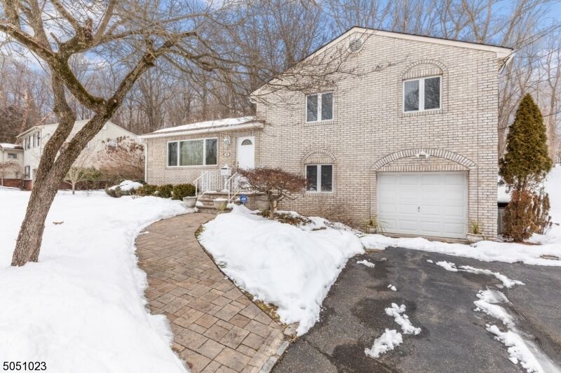 Property Photo: 12 Mayhew Dr NJ 07039
