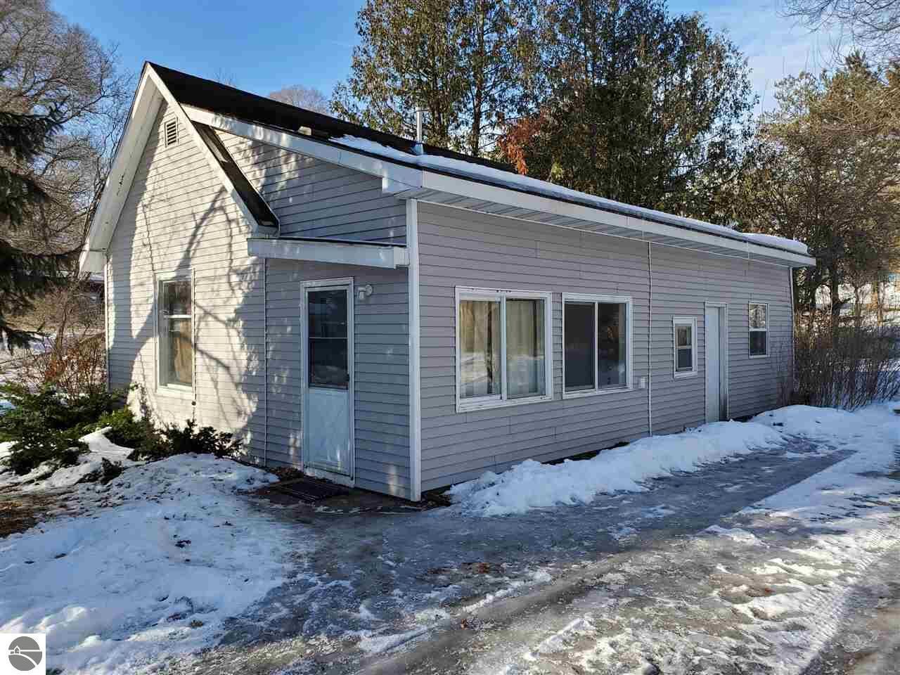 Property Photo:  606 Randolph Street  MI 49663 