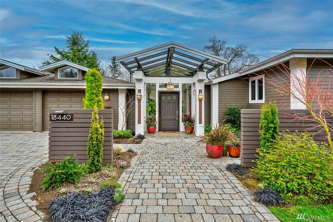 18440 16th Ave NW  Shoreline WA 98177 photo