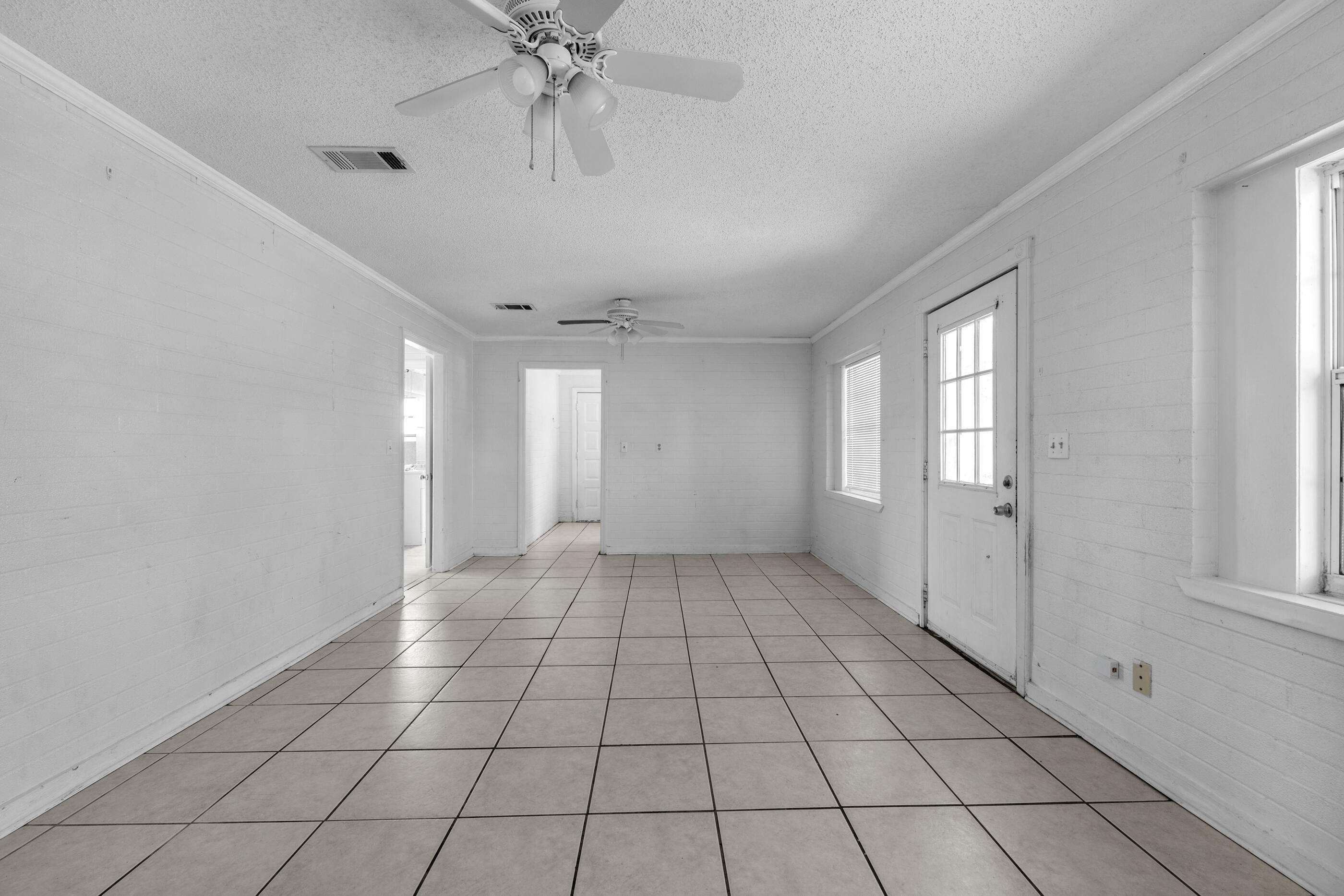 Property Photo:  4716 W Spencer Field Road  FL 32571 