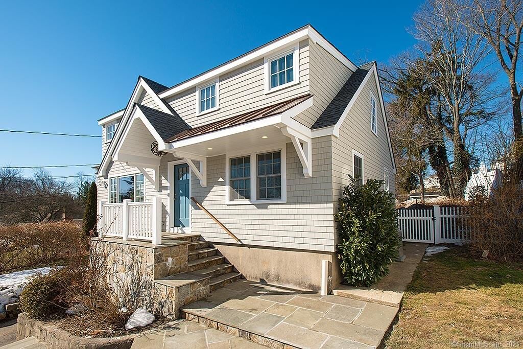 Property Photo:  9 Fitch Avenue  CT 06820 