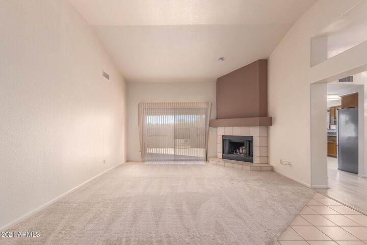 Property Photo: 10537 E Cinnabar Avenue AZ 85258