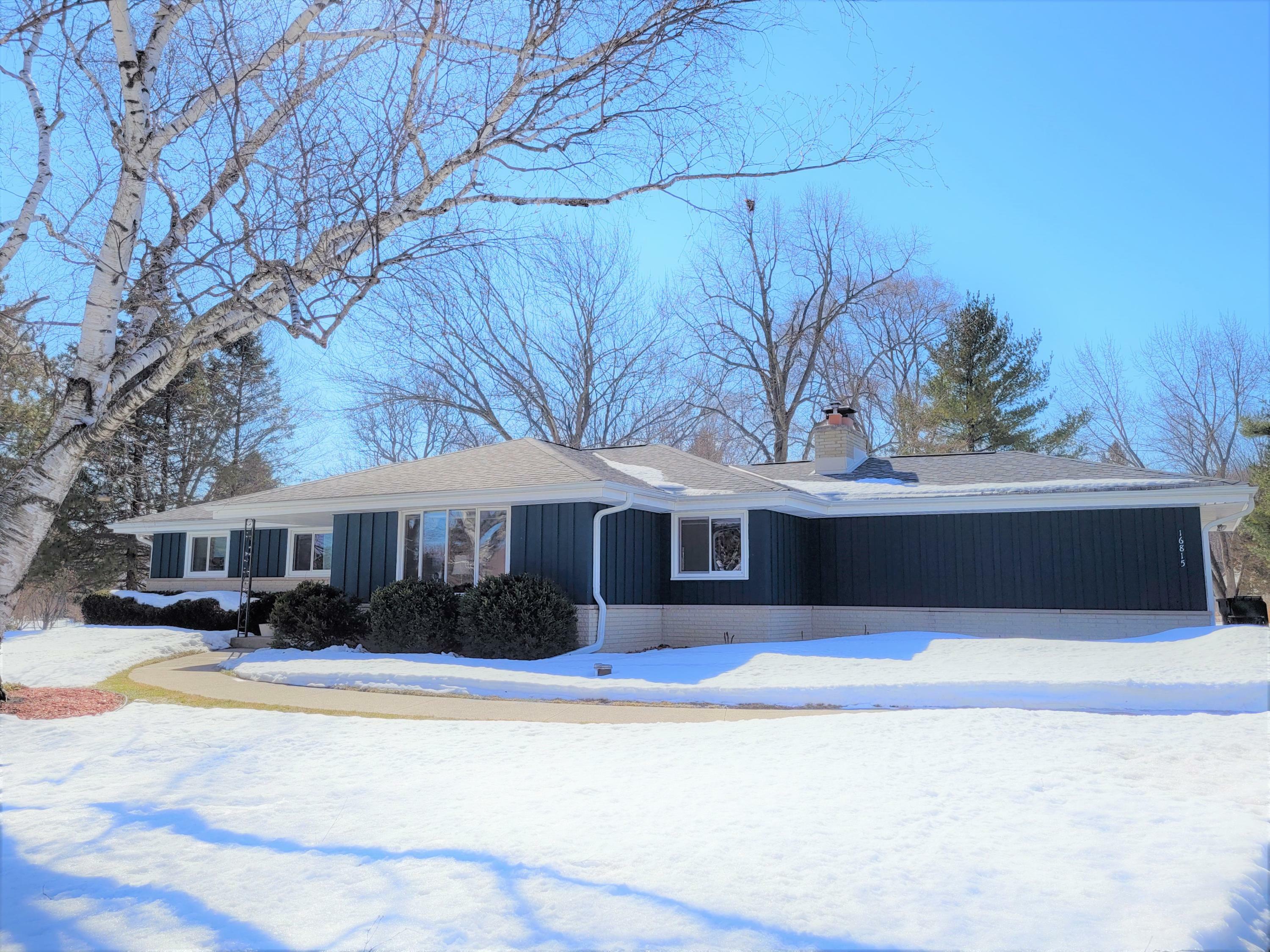 16815 W Hearthside Dr  New Berlin WI 53151 photo