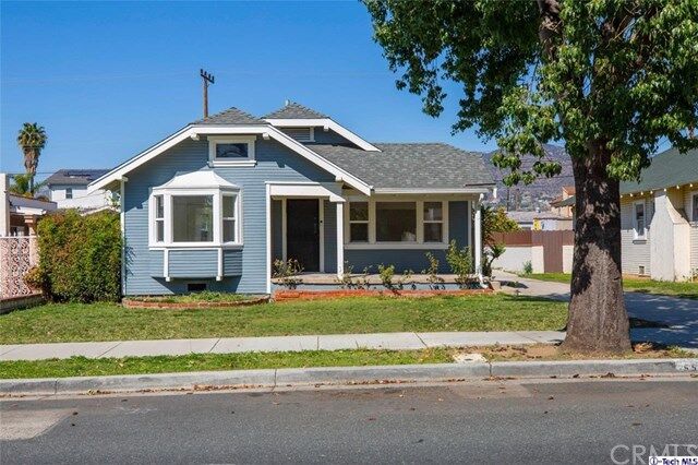 Property Photo:  659 W Wilson Avenue  CA 91203 