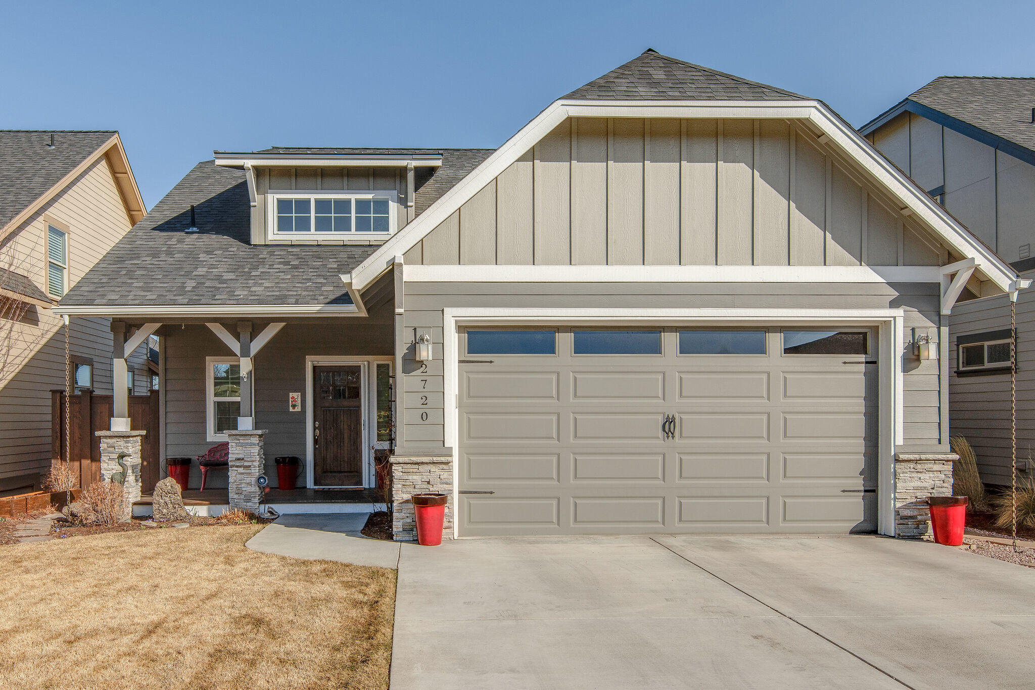 Property Photo: 2720 NE Rosemary Drive OR 97701
