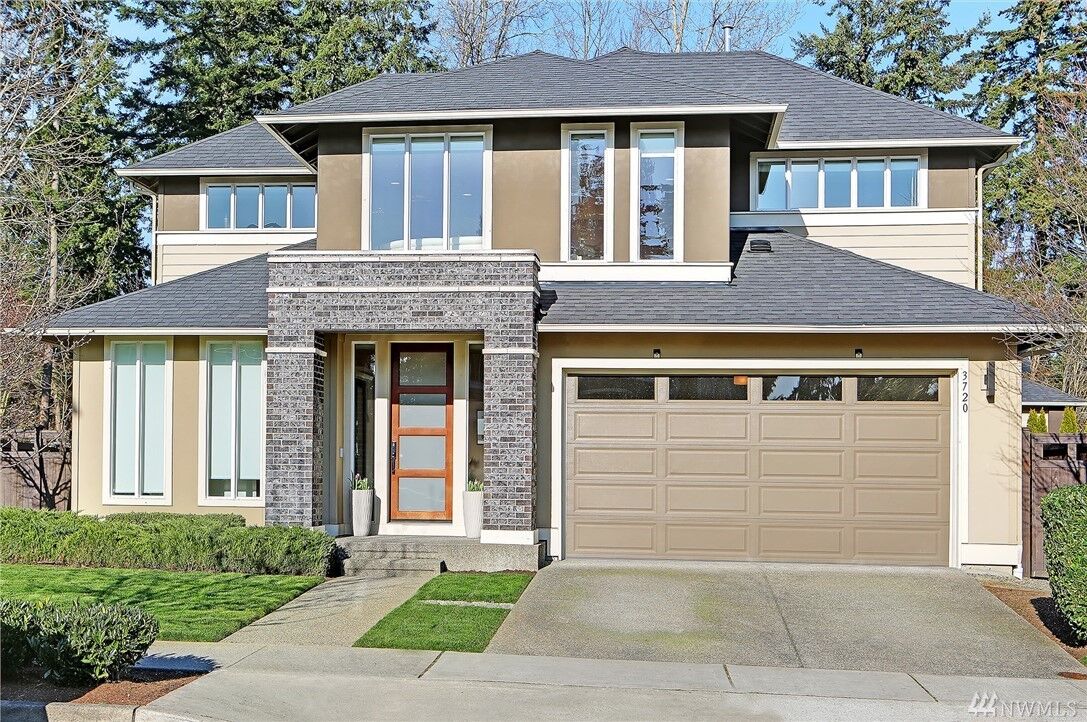 Property Photo: 3720 NE 24th St WA 98056