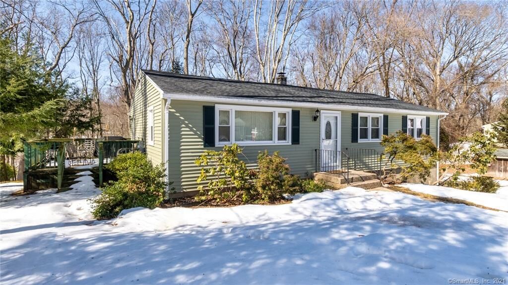 Property Photo:  933 Farmington Drive  CT 06410 