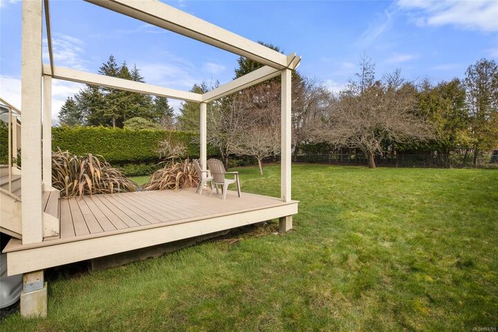 Property Photo: 4425 Torrington Rd BC V8N 4N8