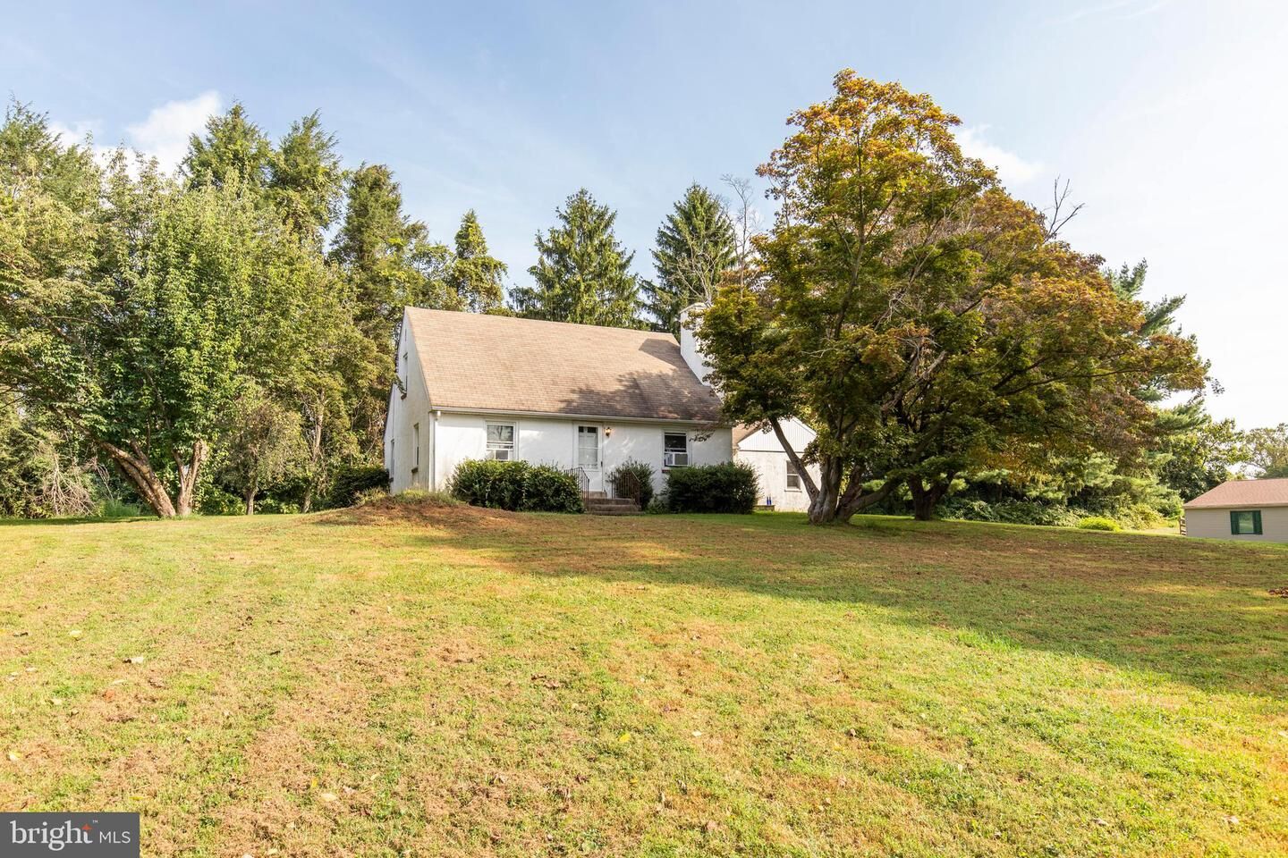 Property Photo: 213 Gale Lane PA 19348