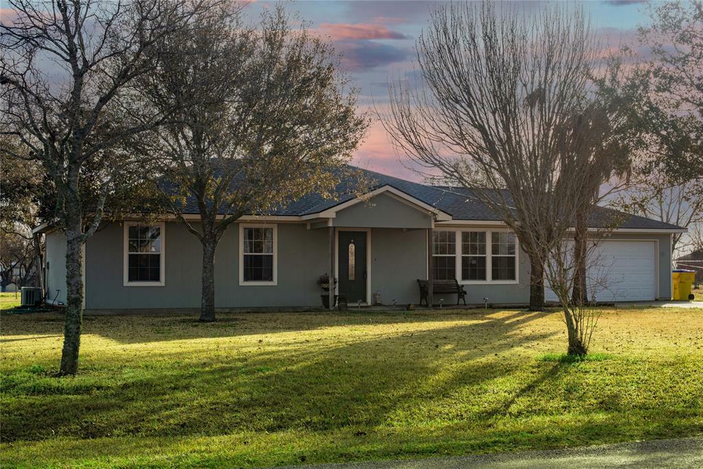 Property Photo:  1714 Ashley Lane  TX 77474 