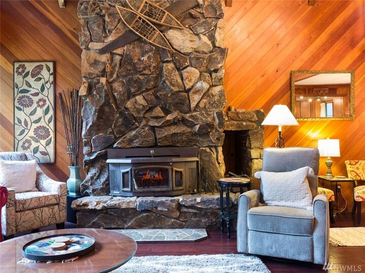 Property Photo: 7049 Austin Pass WA 98244