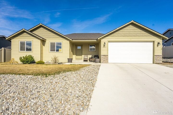 2267 SE Maryhill St  East Wenatchee WA 98802 photo