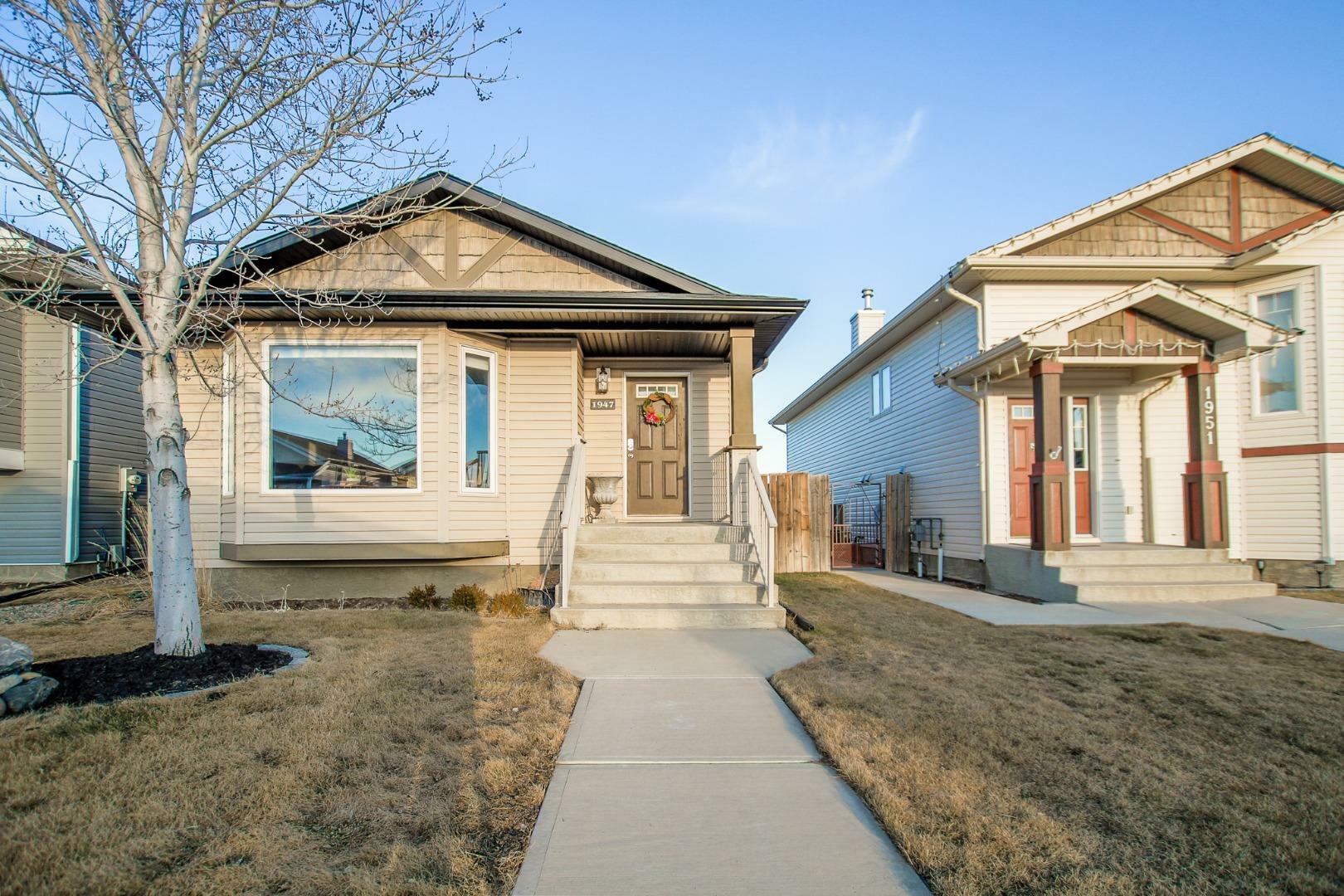 Property Photo: 1947 Parkside Close AB T1M 1R6