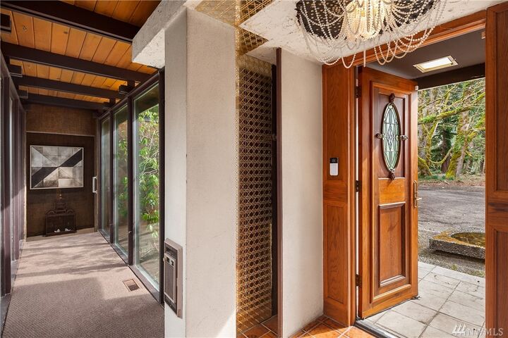 Property Photo:  8505 436th Ave SE  WA 98045 