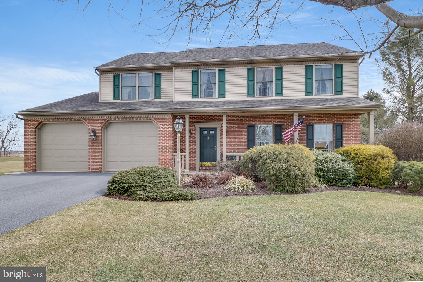 Property Photo: 208 Broadmoor Drive PA 17584