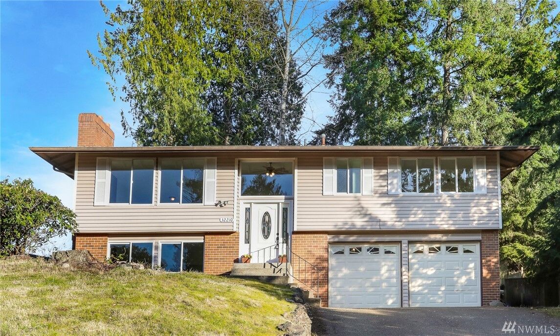 Property Photo:  32210 8th Ave S  WA 98003 