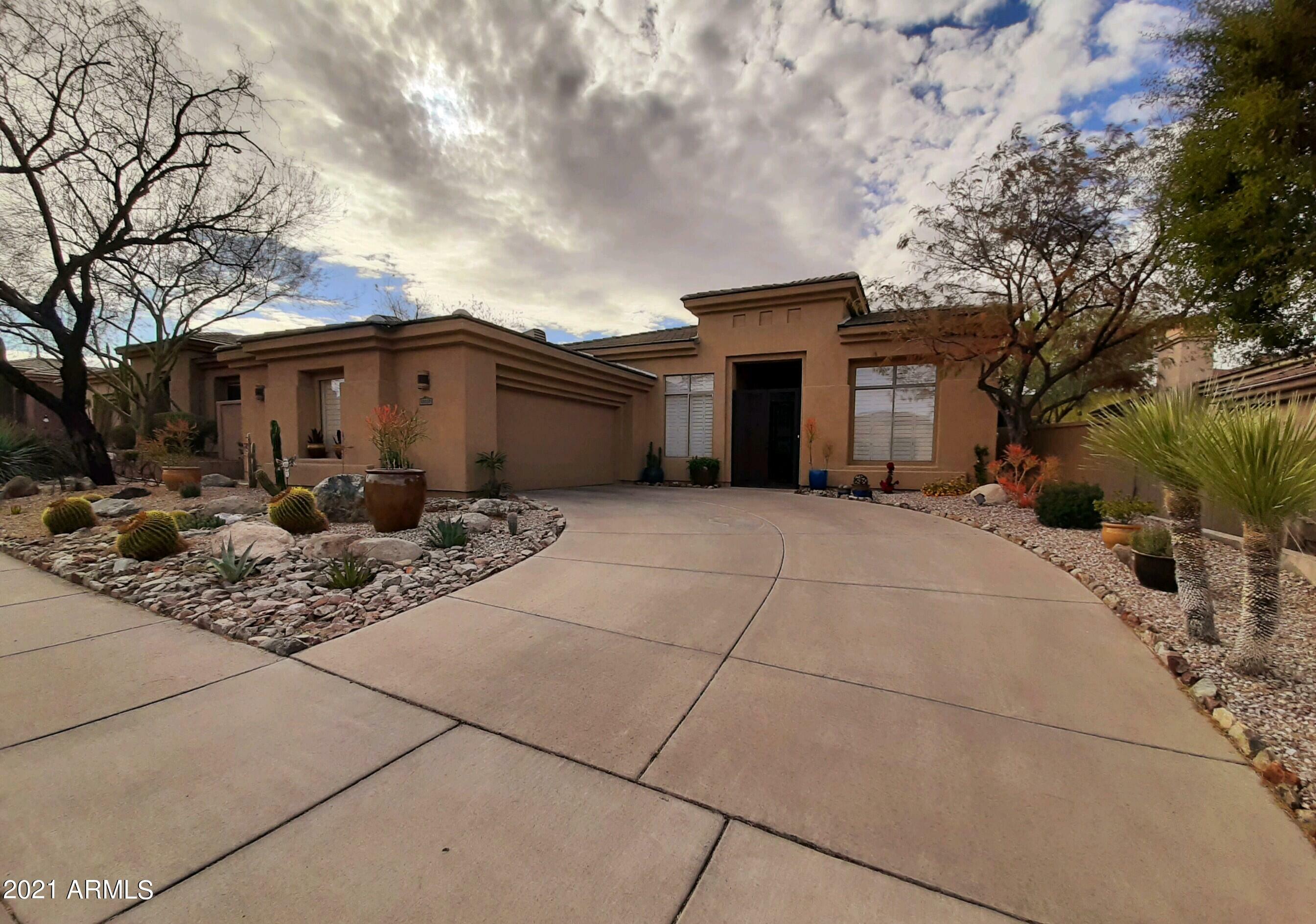 Property Photo: 15538 E Cactus Drive AZ 85268