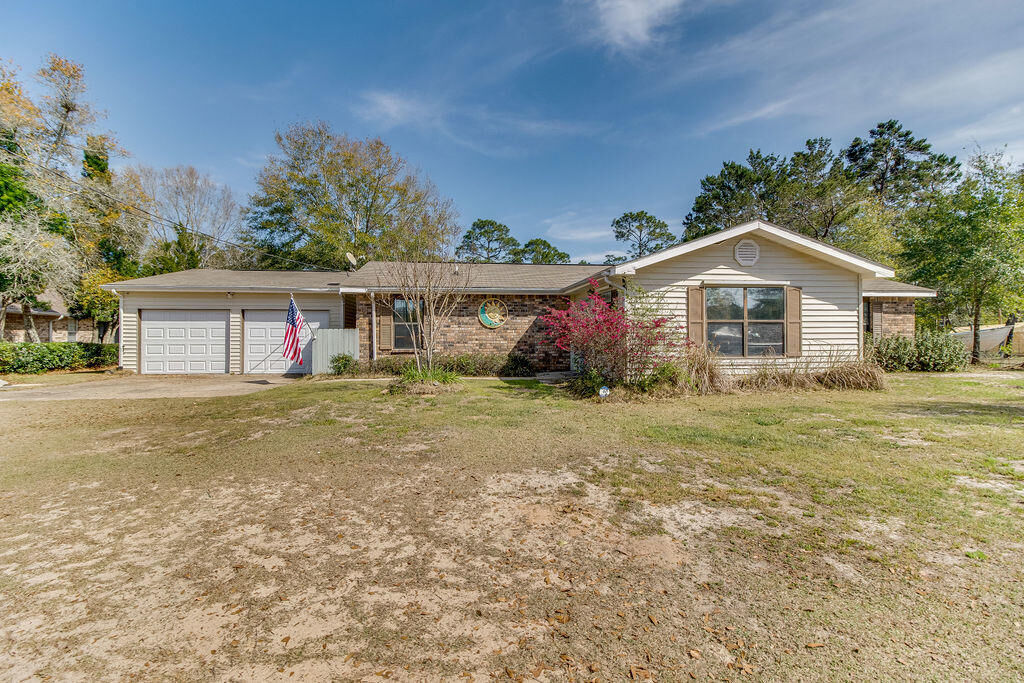 Property Photo: 2950 Paso De Vivoz FL 32566