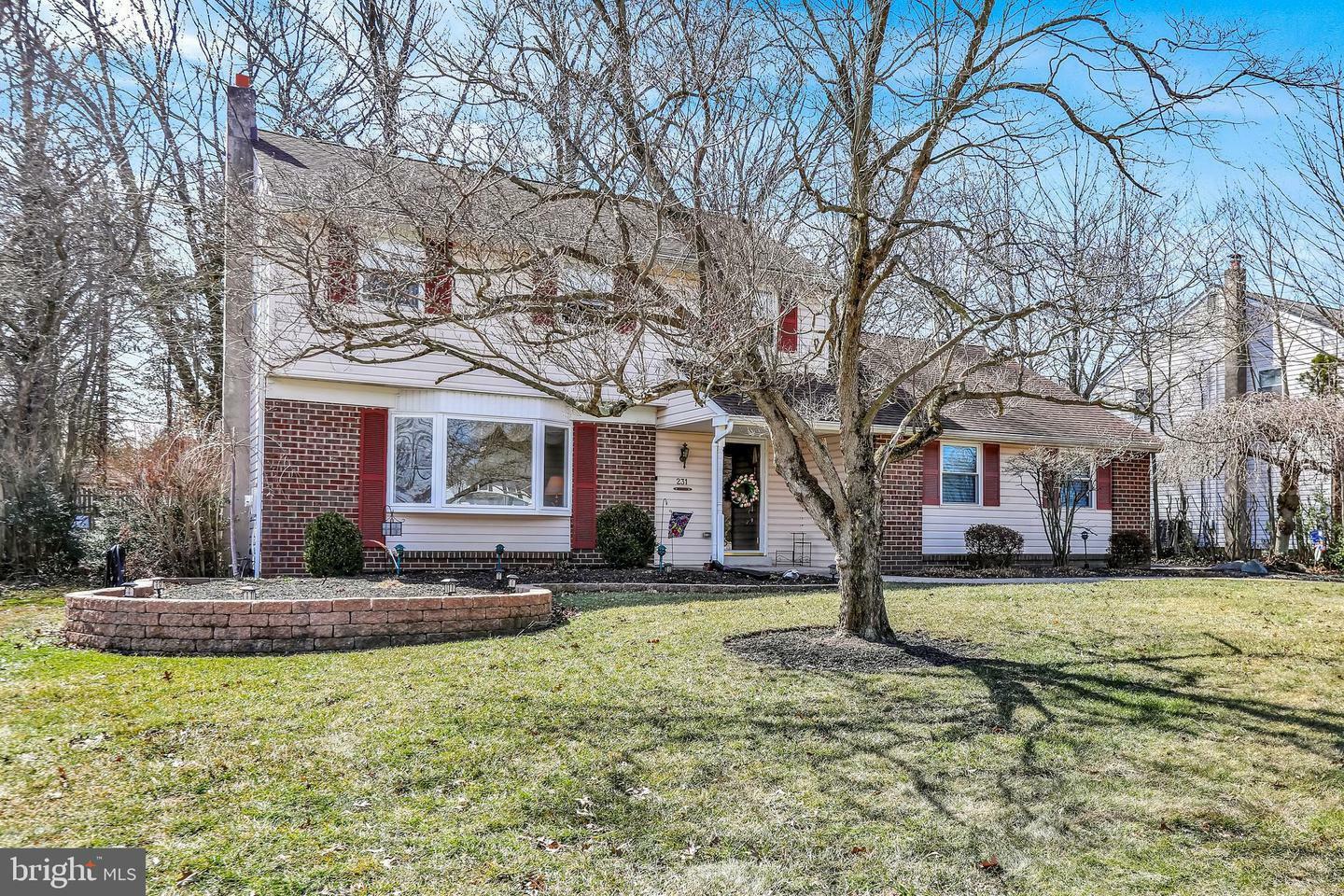 Property Photo:  231 Mimosa Lane  PA 19040 