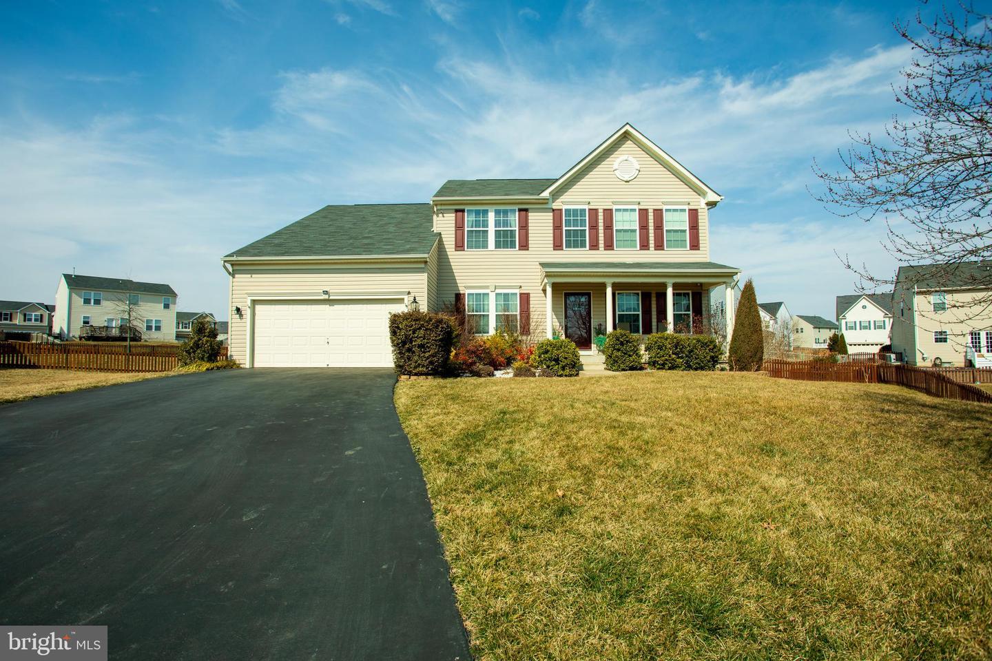 Property Photo: 4 Bracey Mill Court VA 22406