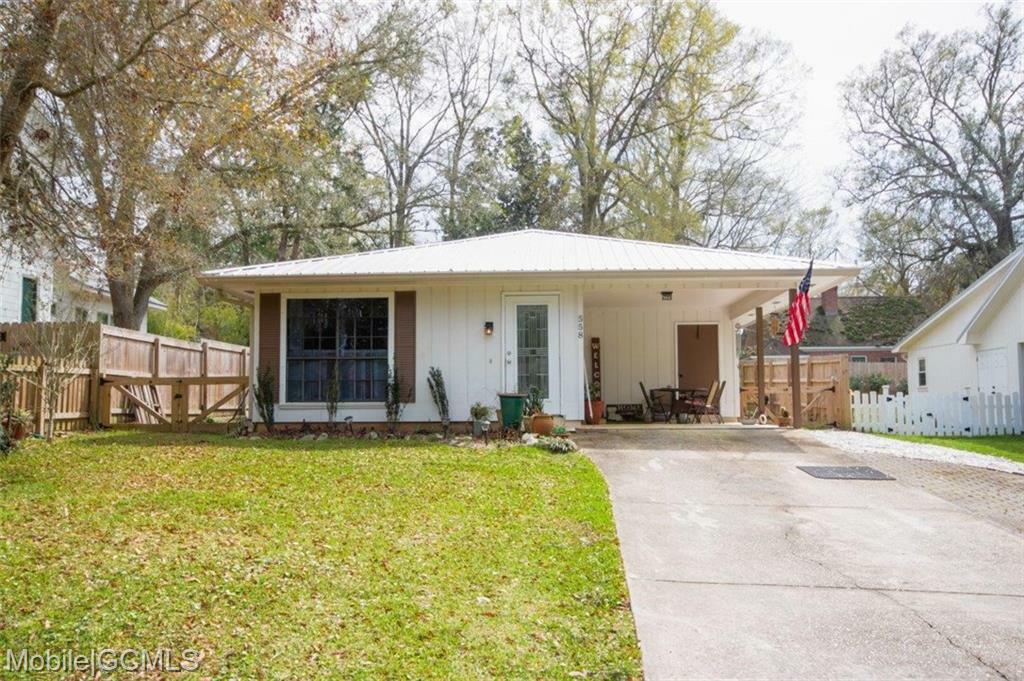 Property Photo:  Bellangee Avenue  AL 36532 