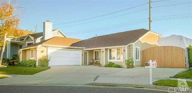 Property Photo:  1318 Casmalia Court  CA 93065 