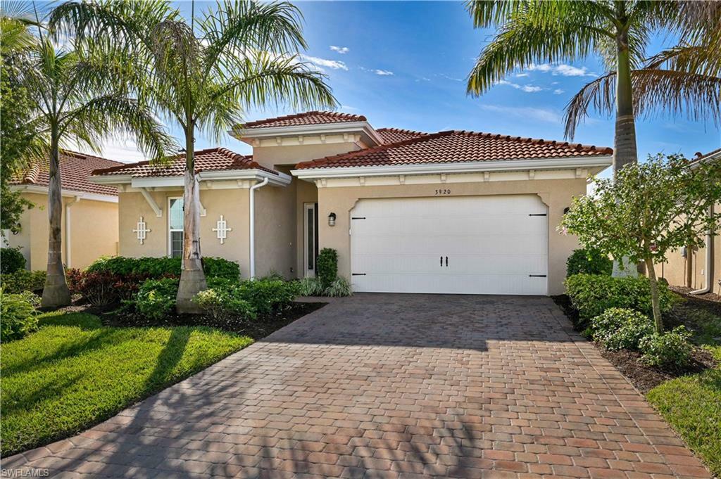 Property Photo: 3920 King Edwards Street FL 33916