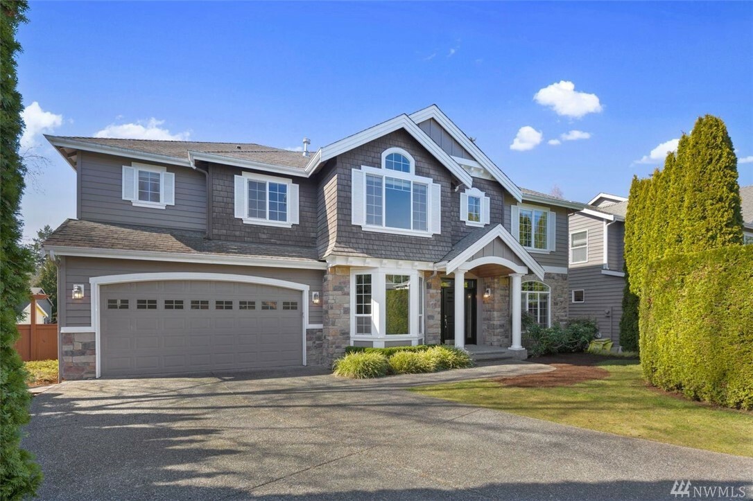 Property Photo: 1024 204th Place SW WA 98036