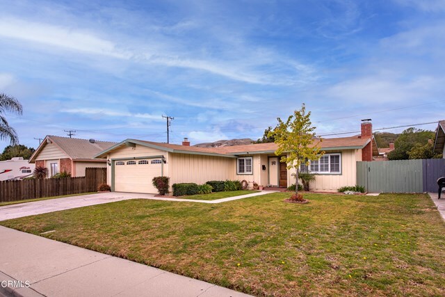 Property Photo:  563 Center Lane  CA 93060 