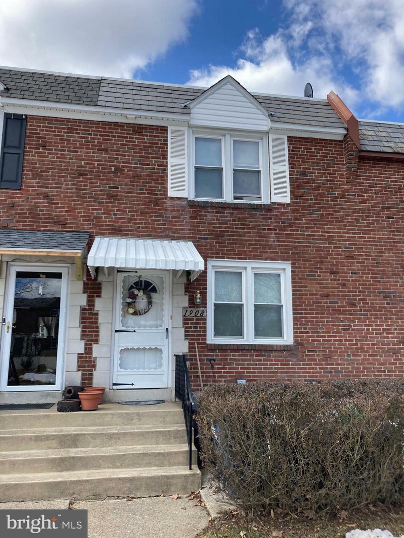 Property Photo:  1908 S Delaware Street  PA 18103 