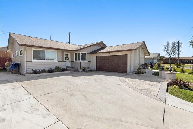 Property Photo:  510 Laura Street  CA 90631 