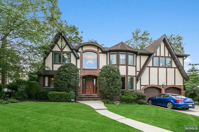 Property Photo:  710 Holly Street  NJ 07646 
