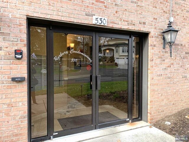 Property Photo:  530 Fairview Avenue 203  NJ 07675 