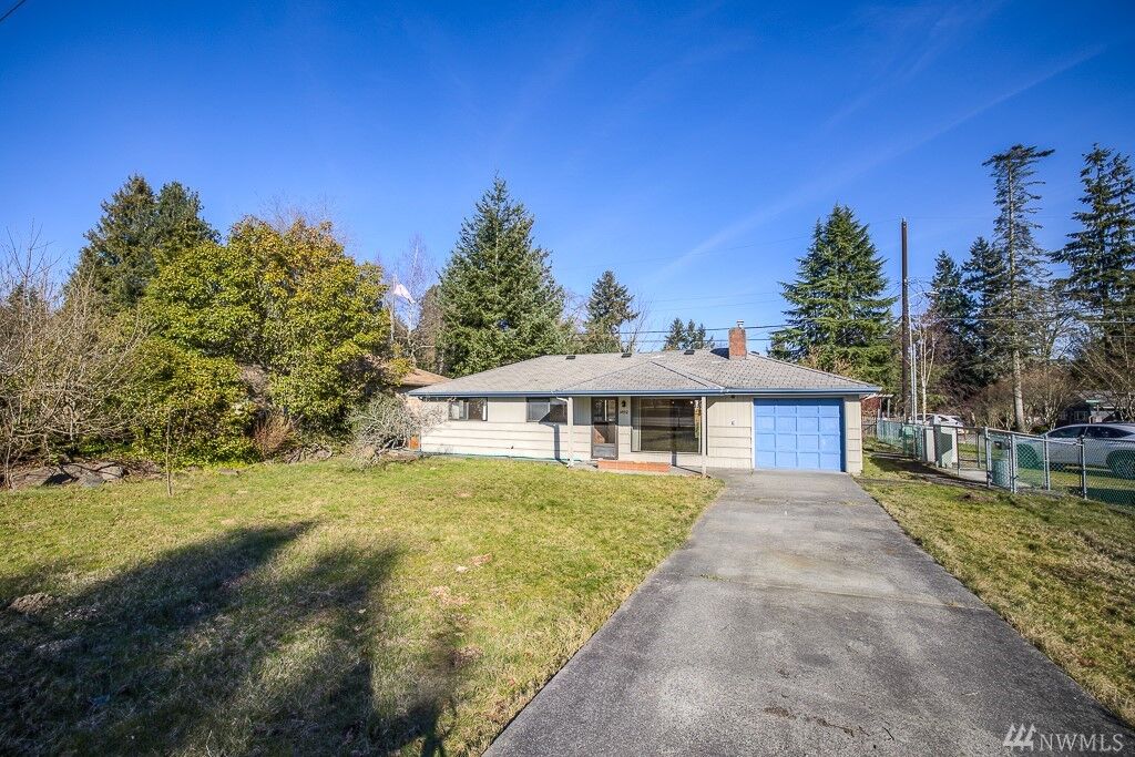 Property Photo: 14702 8th Ave NE WA 98155