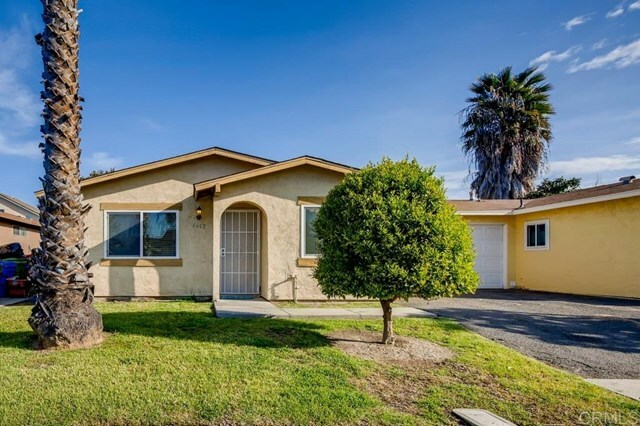 4662 Calle Del Palo  Oceanside CA 92057 photo