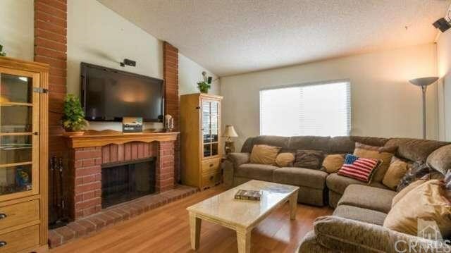 Property Photo:  6462 Jimilyn Street  CA 93063 