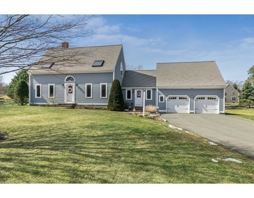 Property Photo: 450 Main St MA 01969