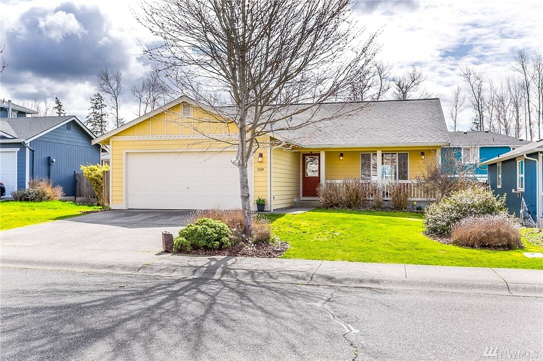 Property Photo:  1519 Fruitland Dr  WA 98226 