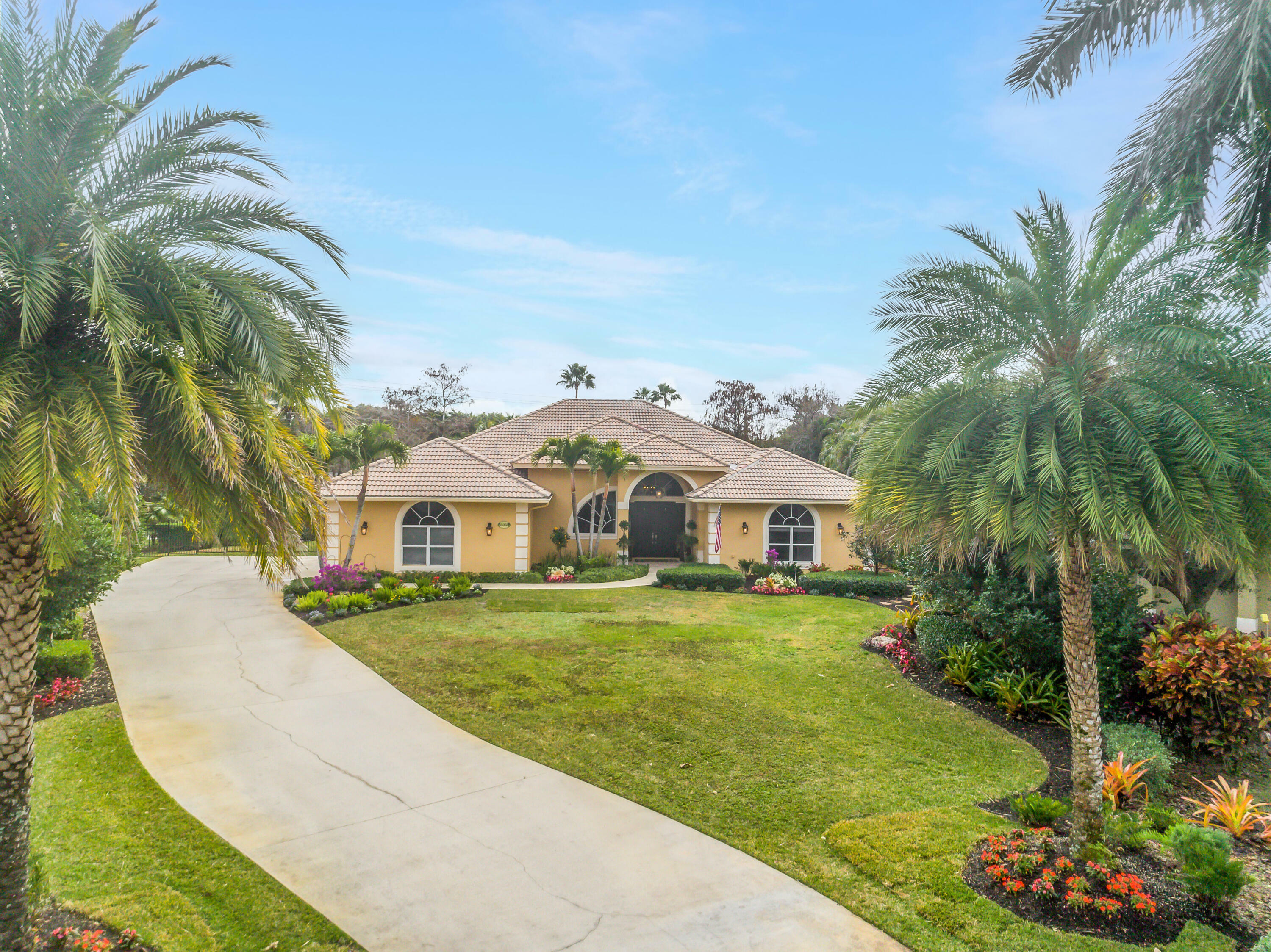 Property Photo:  15950 Meadow Wood Drive  FL 33414 