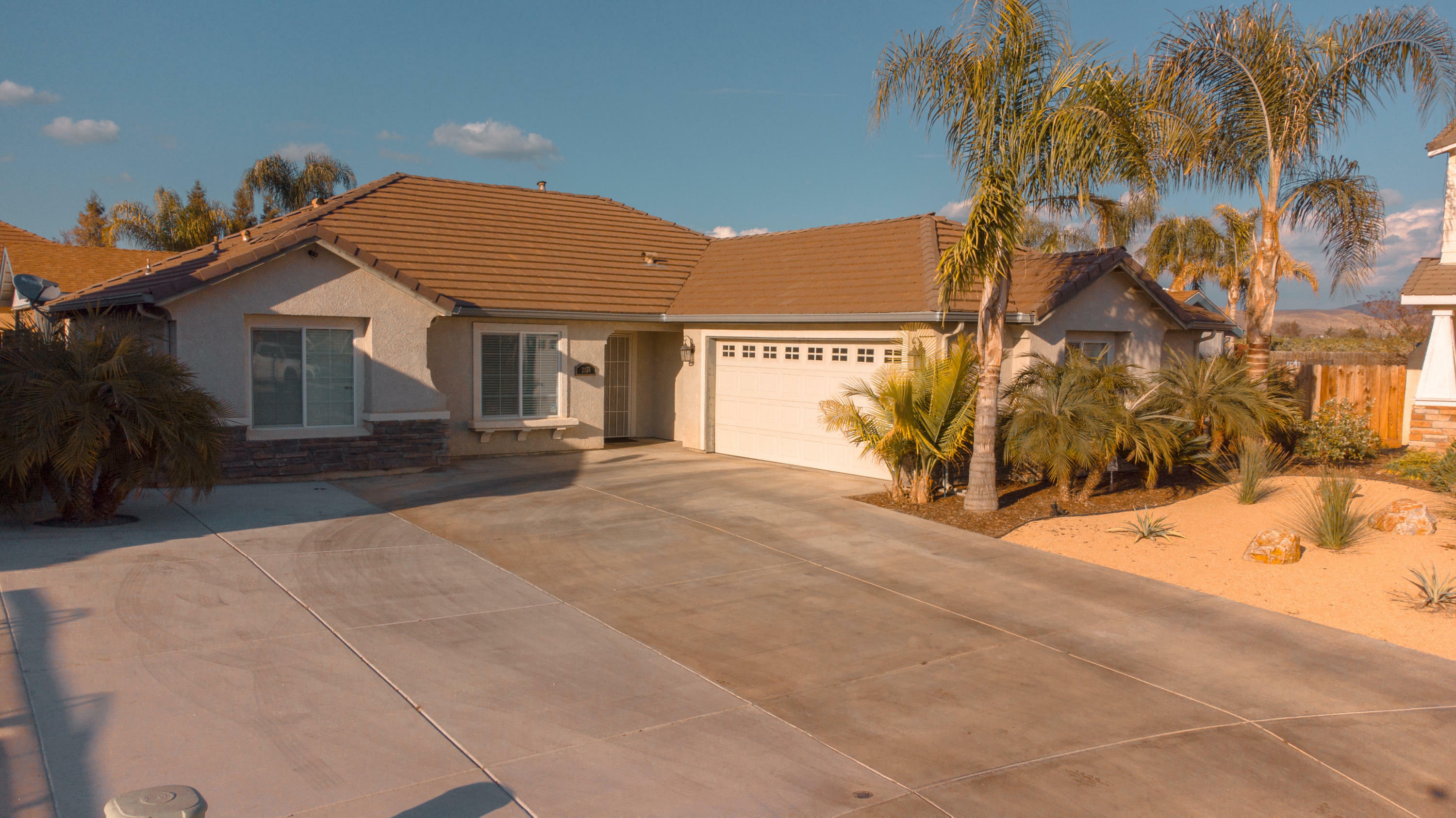 2158 W Monache Lane  Porterville CA 93257 photo