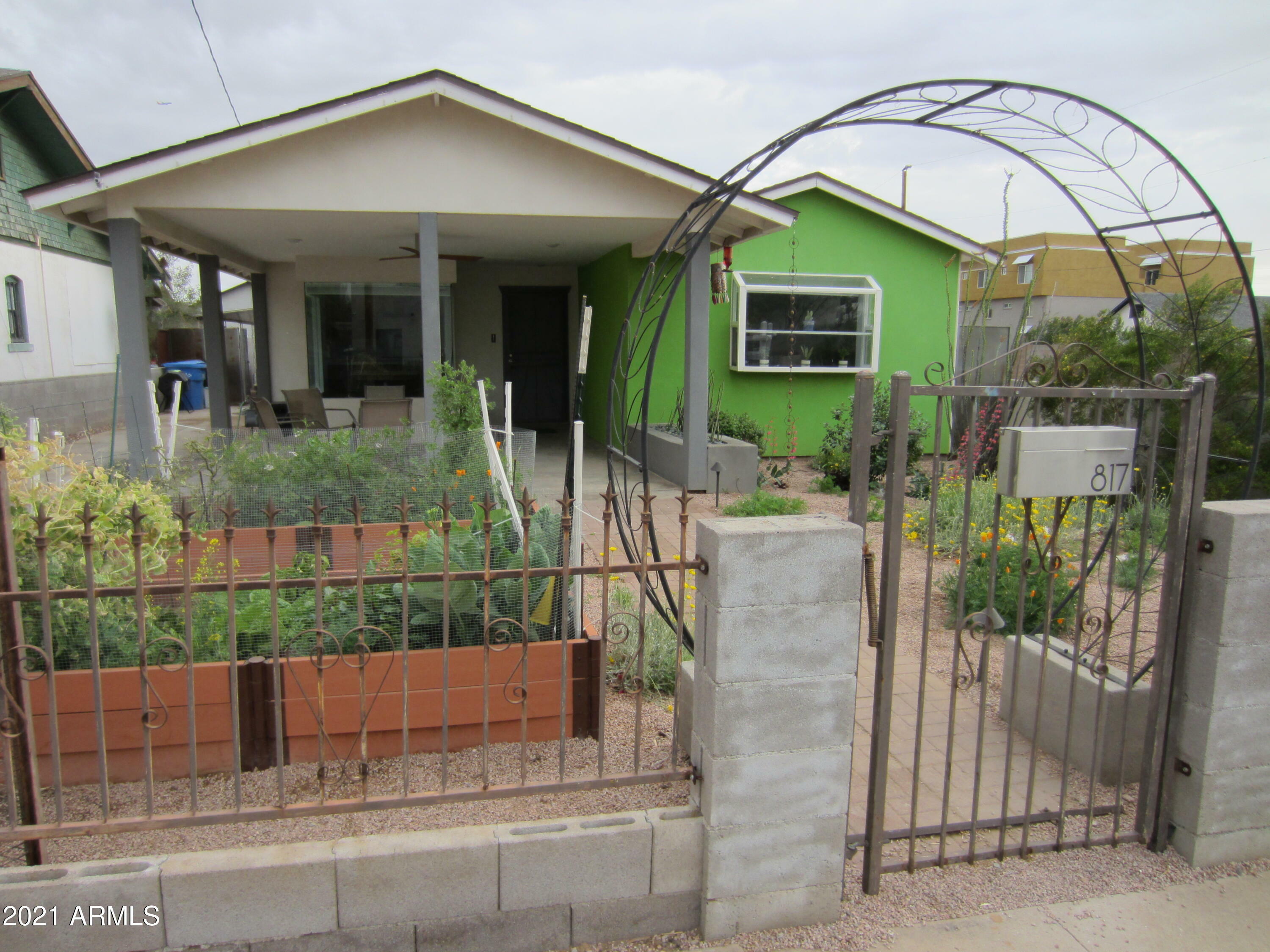 Property Photo:  817 W McKinley Street  AZ 85007 