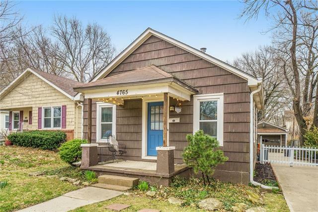Property Photo: 4765 Reinhardt Drive KS 66205