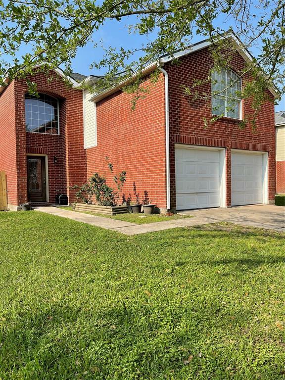 Property Photo: 1926 Greenbriar Colony Drive TX 77032