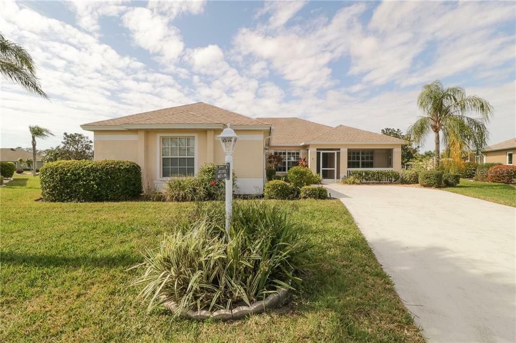 Property Photo:  1316 Caloosa Lake Court  FL 33573 