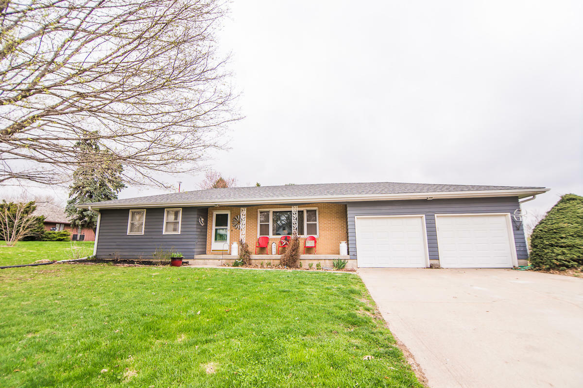 Property Photo:  603 Orange  Street  IA 51653 