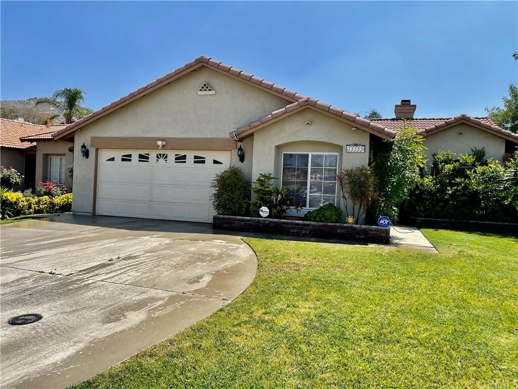 Property Photo:  25755 Via Tejon Avenue  CA 92551 