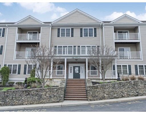 Property Photo: 1 Lenox St 315 MA 02062