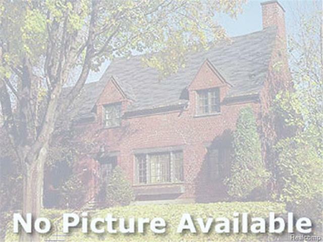 Property Photo:  17600 Fenton Street  MI 48219 