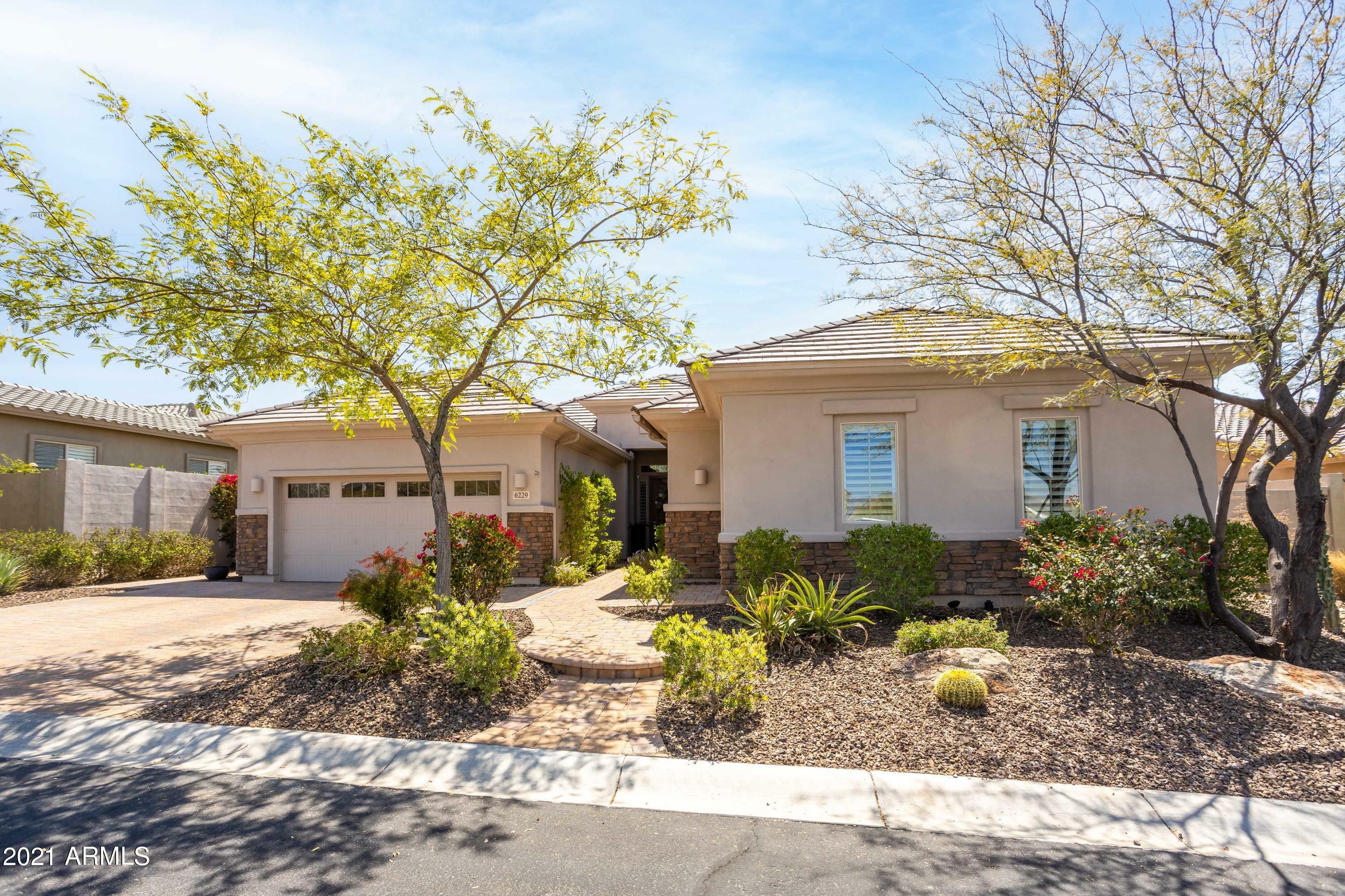 Property Photo:  6229 E Bramble Berry Lane  AZ 85331 