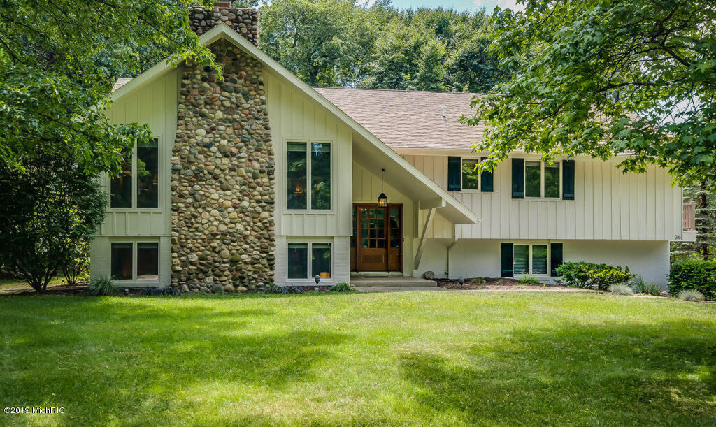 Property Photo: 36 6th Street MI 49125